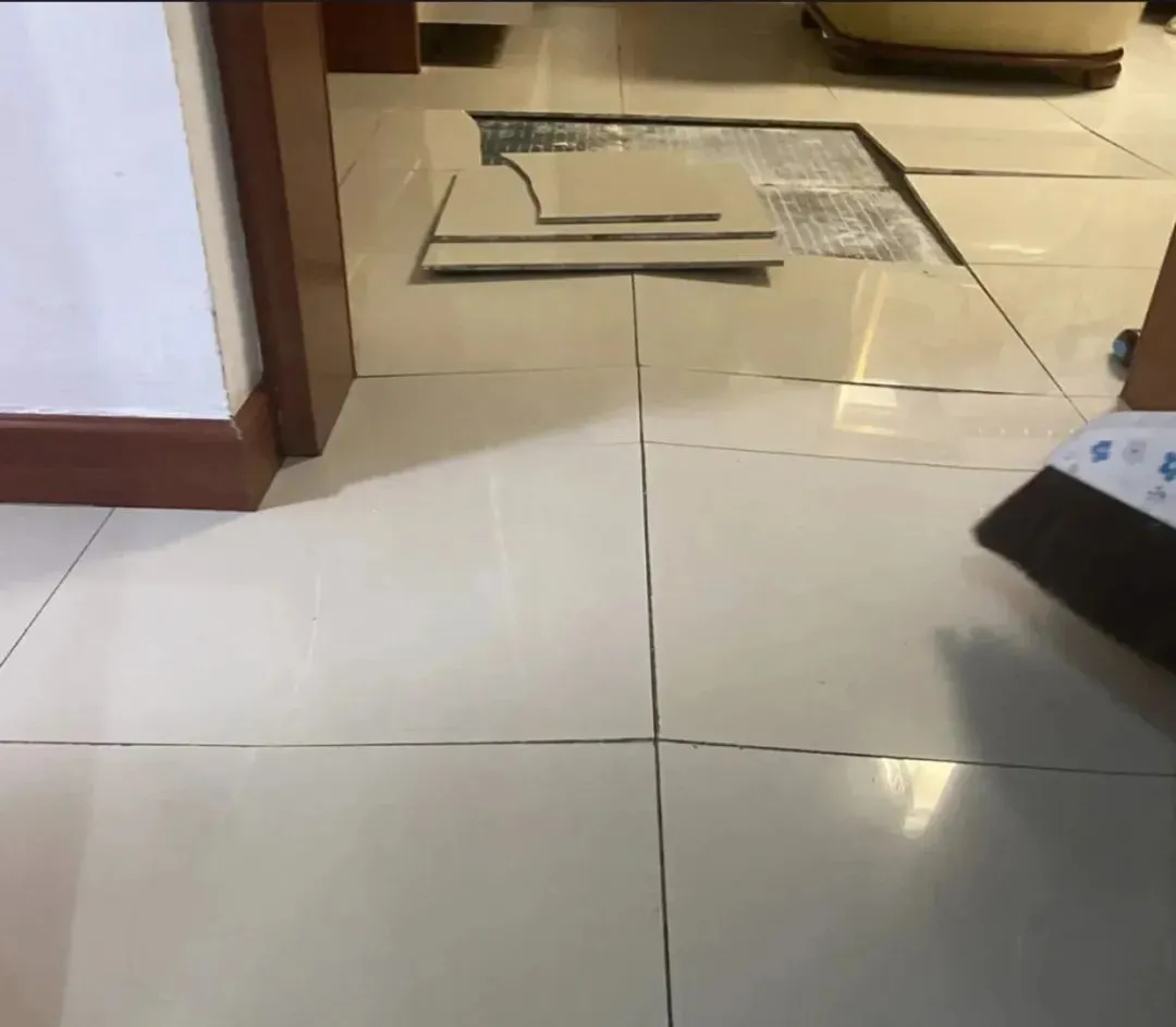 樓邦課堂 | 地暖一開，瓷磚全部炸開了......